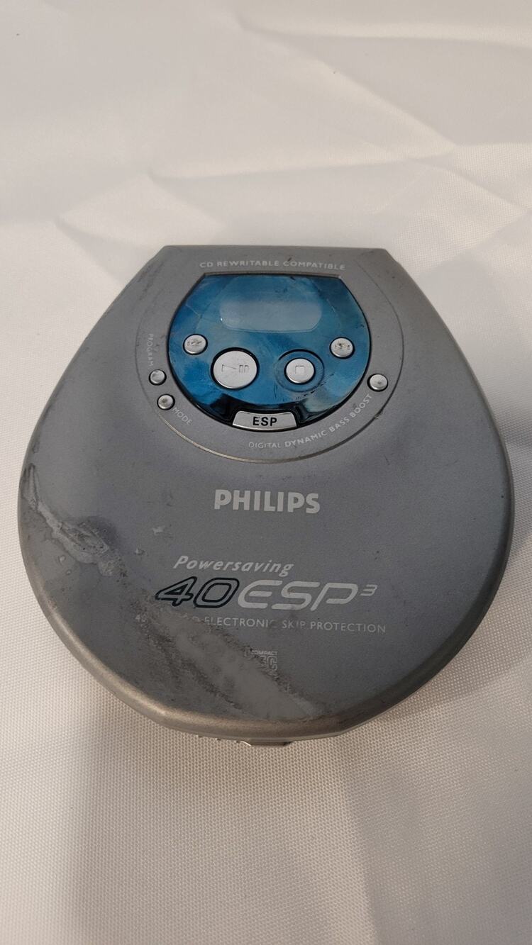 Philips AZ9131/17 Portable CD Player 40 ESP3 Tested Reads & Plays Low Volume...